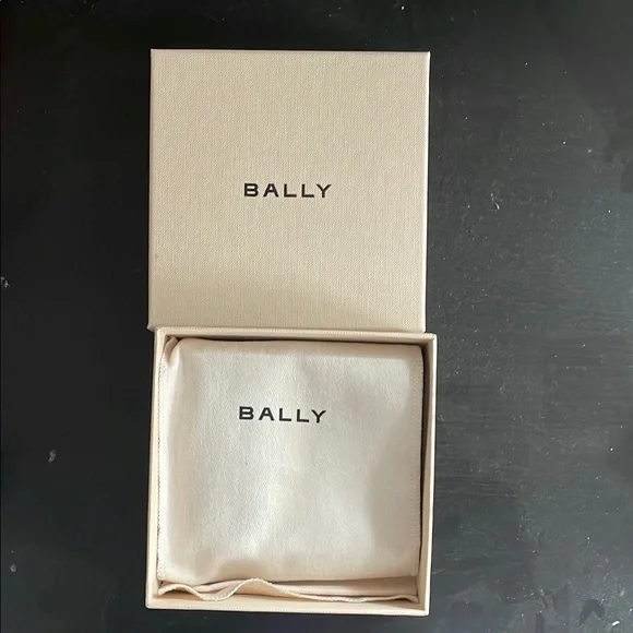 BALLY Ribbon Wallet in Black Leather (brand new - unused)